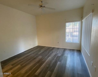 600 W Grove Parkway - Photo Thumbnail 15