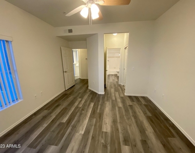 600 W Grove Parkway - Photo Thumbnail 14