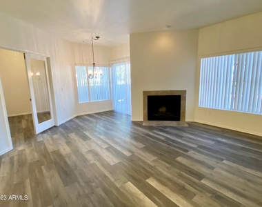 600 W Grove Parkway - Photo Thumbnail 16
