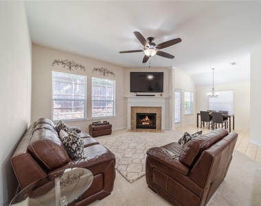 8574 Robertson Drive - Photo Thumbnail 6
