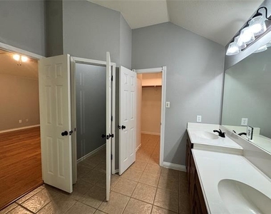 8312 Riverwalk Trail - Photo Thumbnail 8