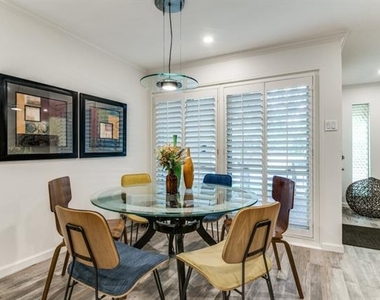 9807 Airline Road - Photo Thumbnail 8