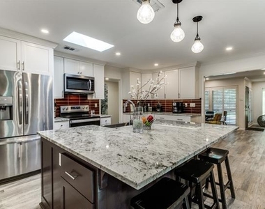 9807 Airline Road - Photo Thumbnail 13