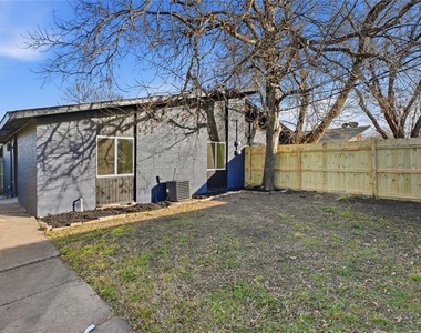 1721 R Avenue - Photo Thumbnail 14