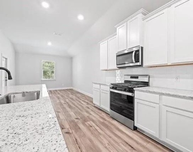 2024 Brentwood Drive - Photo Thumbnail 16