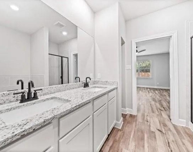 2024 Brentwood Drive - Photo Thumbnail 25