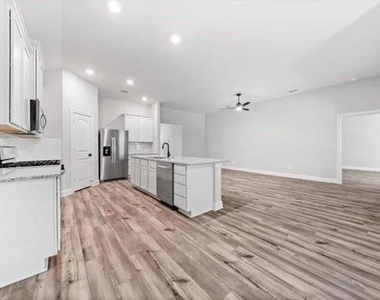 2024 Brentwood Drive - Photo Thumbnail 15