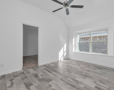 7204 Black Cherry Lane - Photo Thumbnail 17