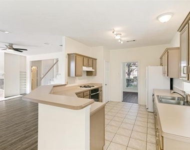 4149 Creekmeadow Drive - Photo Thumbnail 8