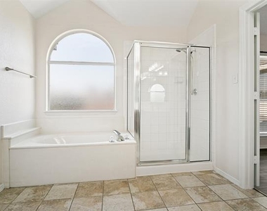 4149 Creekmeadow Drive - Photo Thumbnail 16