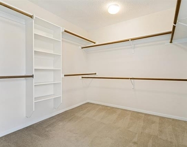 4149 Creekmeadow Drive - Photo Thumbnail 18