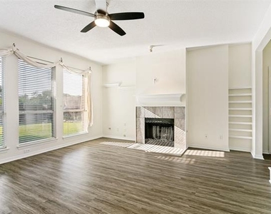 4149 Creekmeadow Drive - Photo Thumbnail 2