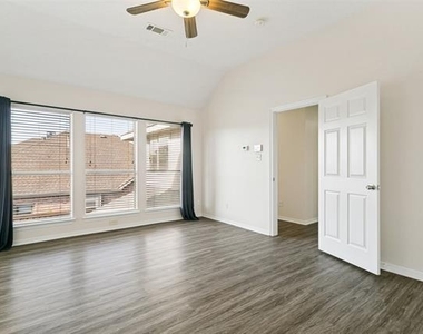 4149 Creekmeadow Drive - Photo Thumbnail 14