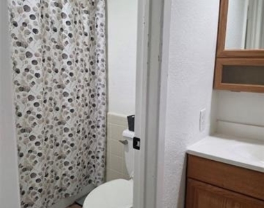 4537 Altamesa Boulevard - Photo Thumbnail 33
