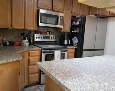 4537 Altamesa Boulevard - Photo Thumbnail 12