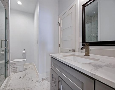 2318 Stutz Drive - Photo Thumbnail 11