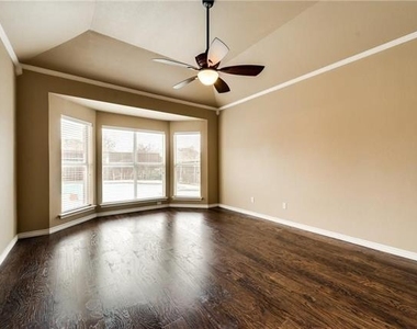 1504 Country Lane - Photo Thumbnail 17