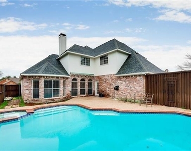 1504 Country Lane - Photo Thumbnail 28