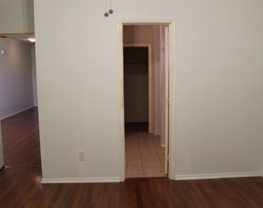 508 Quartz Street - Photo Thumbnail 11