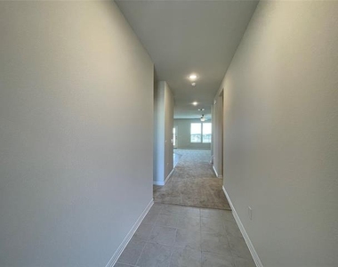 1805 Nelson Street - Photo Thumbnail 3