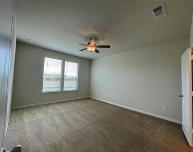 1805 Nelson Street - Photo Thumbnail 16
