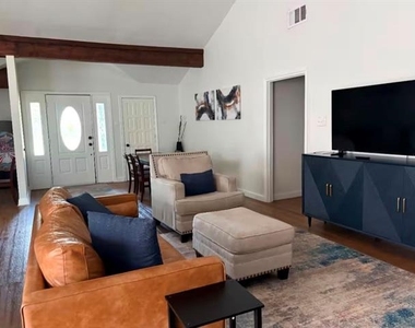 700 Burnwood Drive - Photo Thumbnail 4