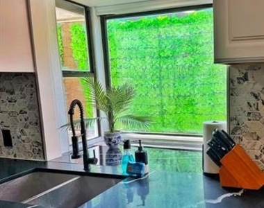 700 Burnwood Drive - Photo Thumbnail 6