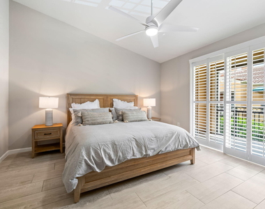 11789 Saint Andrews Place - Photo Thumbnail 18