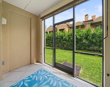 11789 Saint Andrews Place - Photo Thumbnail 12