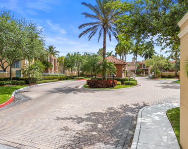 11789 Saint Andrews Place - Photo Thumbnail 31