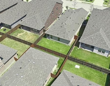 3311 Dahlia Drive - Photo Thumbnail 19