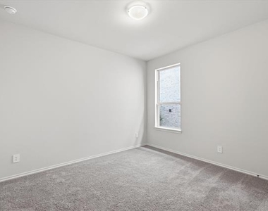 3311 Dahlia Drive - Photo Thumbnail 18
