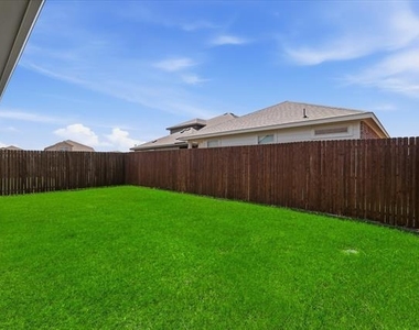 3311 Dahlia Drive - Photo Thumbnail 21
