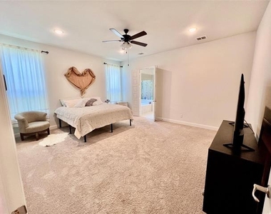 7506 Coronado Drive - Photo Thumbnail 13