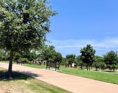 7506 Coronado Drive - Photo Thumbnail 19