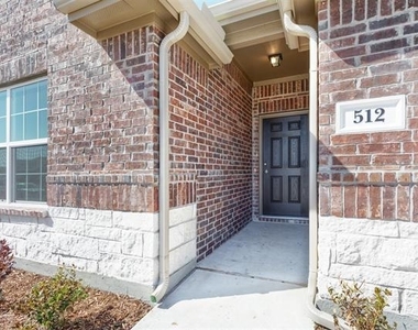 512 Pepperbark Avenue - Photo Thumbnail 1