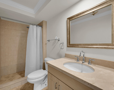 490 Nw 20th Street - Photo Thumbnail 17