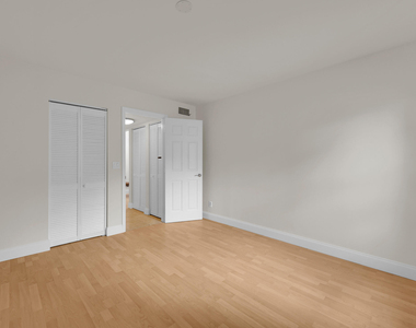 490 Nw 20th Street - Photo Thumbnail 21
