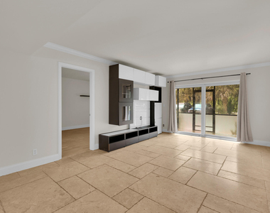 490 Nw 20th Street - Photo Thumbnail 10