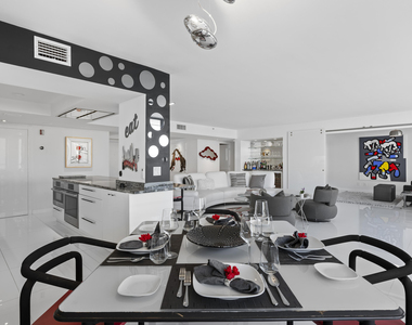 5280 N Ocean Drive - Photo Thumbnail 11