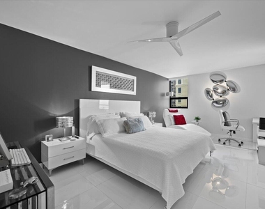5280 N Ocean Drive - Photo Thumbnail 22
