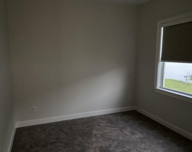 4685 Estates Circle - Photo Thumbnail 26