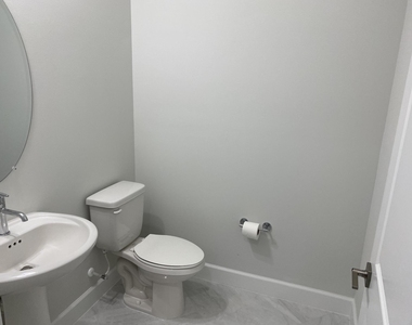 4685 Estates Circle - Photo Thumbnail 24