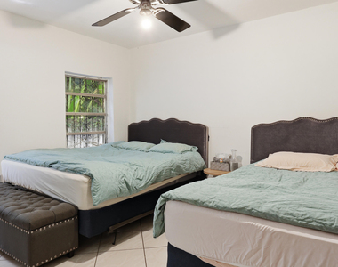 1324 Lenox Avenue - Photo Thumbnail 10