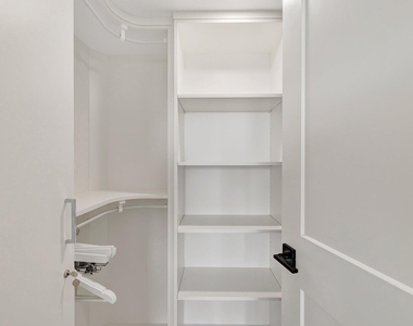 7420 S Ocean Drive - Photo Thumbnail 17