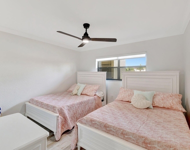 7420 S Ocean Drive - Photo Thumbnail 18