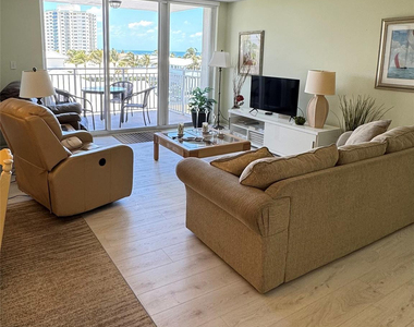 5200 N Ocean Boulevard - Photo Thumbnail 4