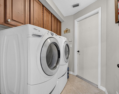 3077 Se Galt - Photo Thumbnail 21