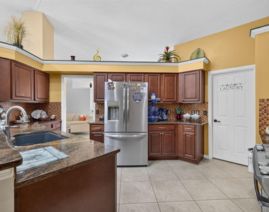 3077 Se Galt - Photo Thumbnail 18