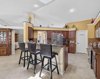 3077 Se Galt - Photo Thumbnail 16